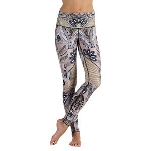 Yoga Democracy leggings